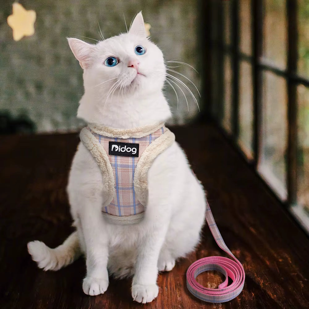 Cute Pet Cat Harness Vest Soft Padded Chihuahua Puppy Cat Harness Collar Adjustable Walking Leash for Small Medium Dogs Cats
